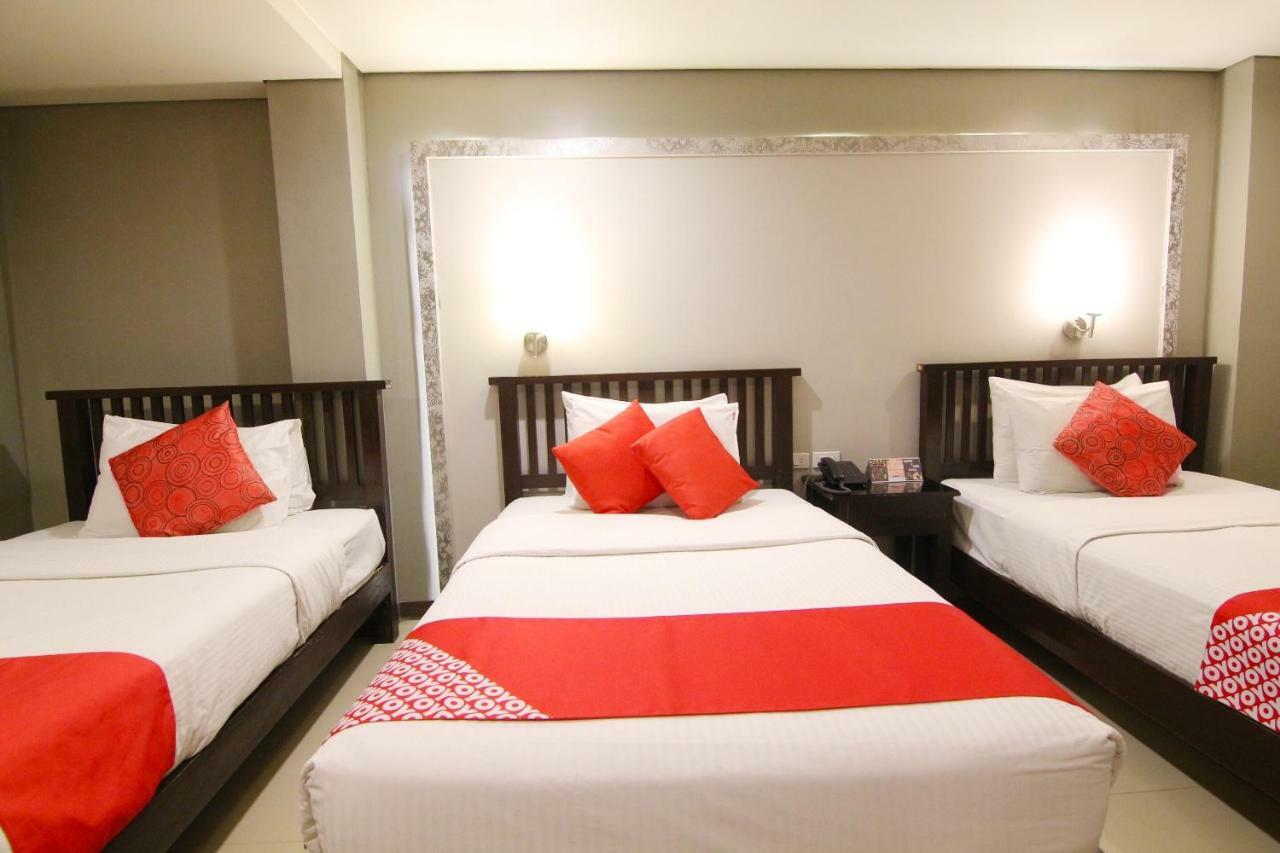 Oyo 103 Artina Suites Hotel Makati City Exteriör bild